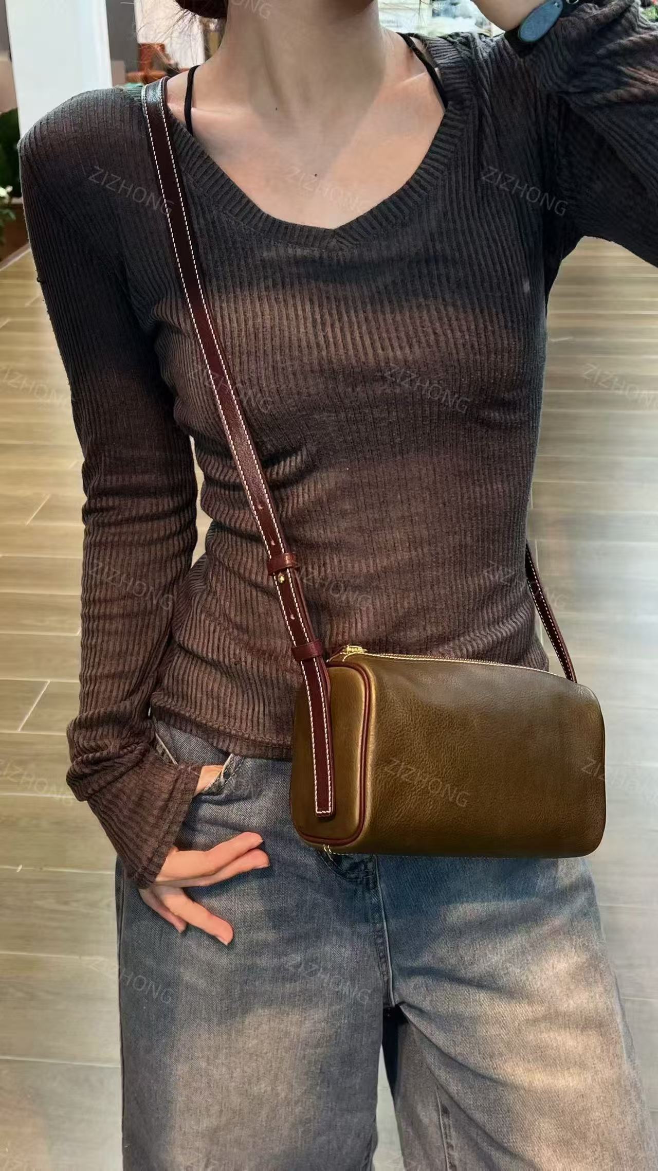 橄榄绿